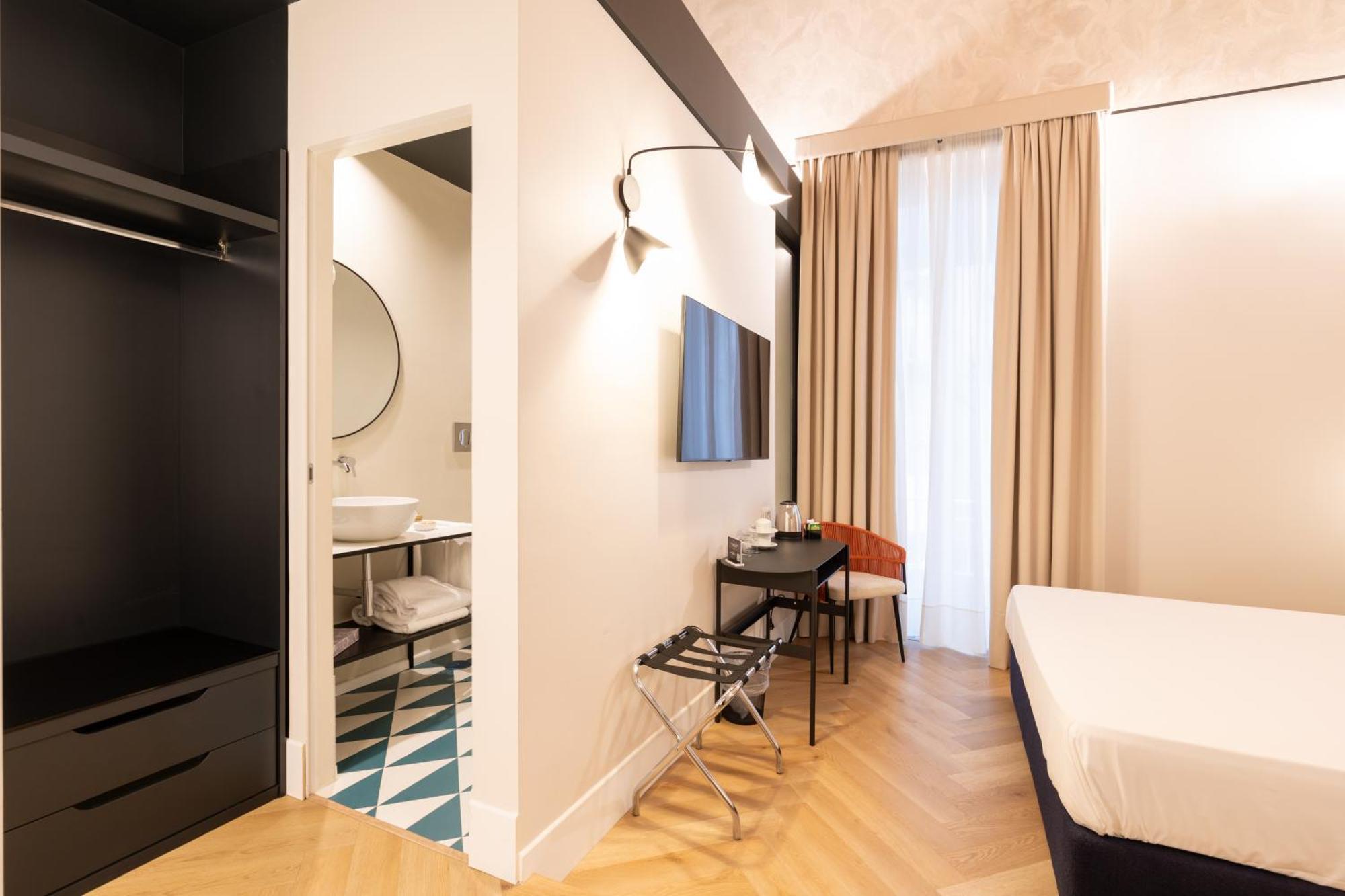 Relais Ammira Hotel เนเปิลส์ ภายนอก รูปภาพ