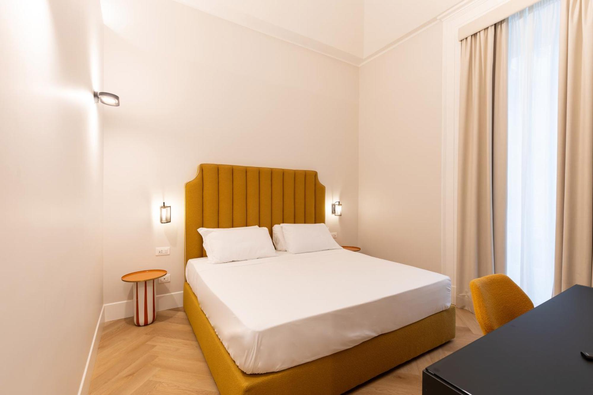 Relais Ammira Hotel เนเปิลส์ ภายนอก รูปภาพ
