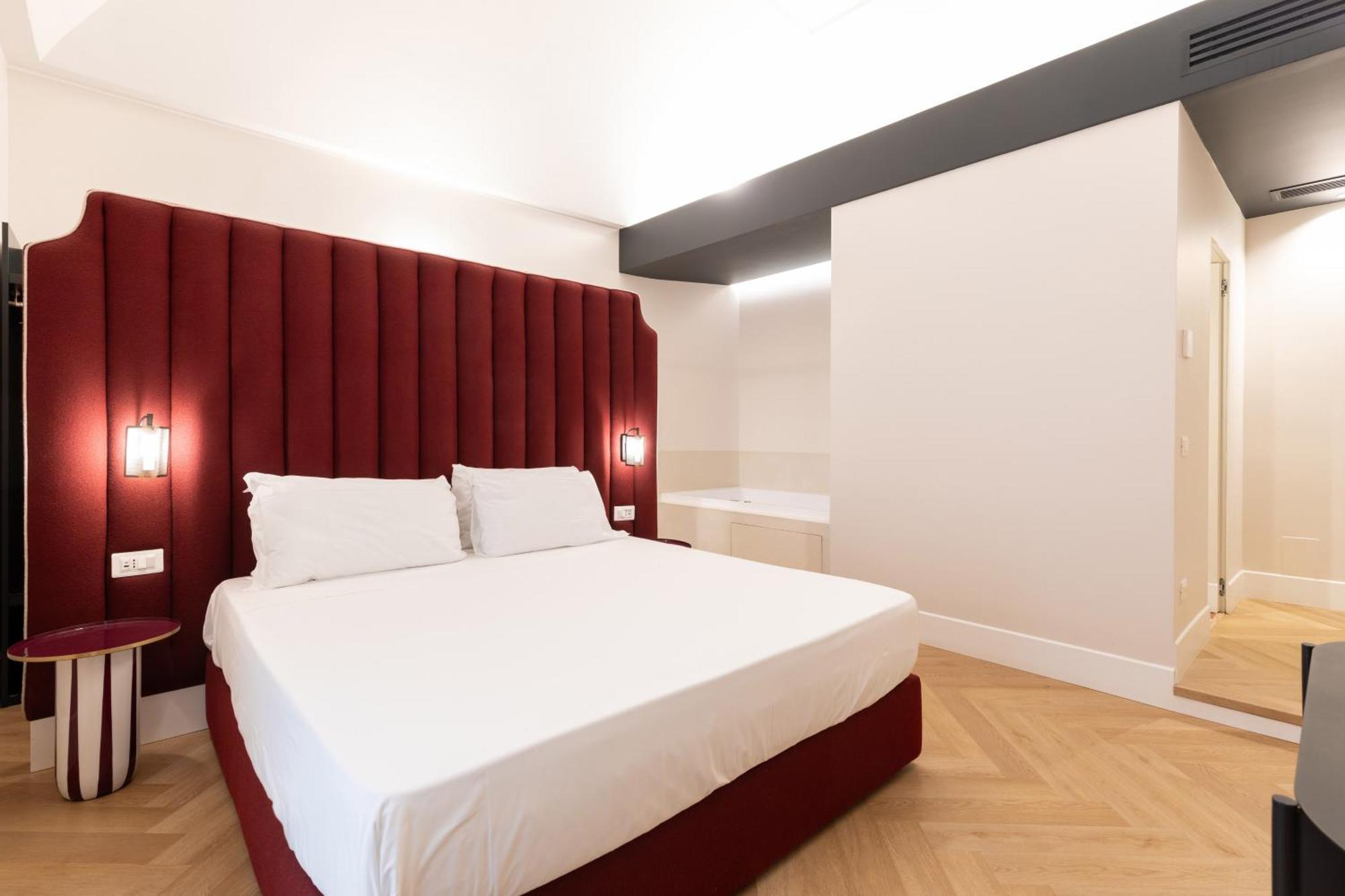 Relais Ammira Hotel เนเปิลส์ ภายนอก รูปภาพ