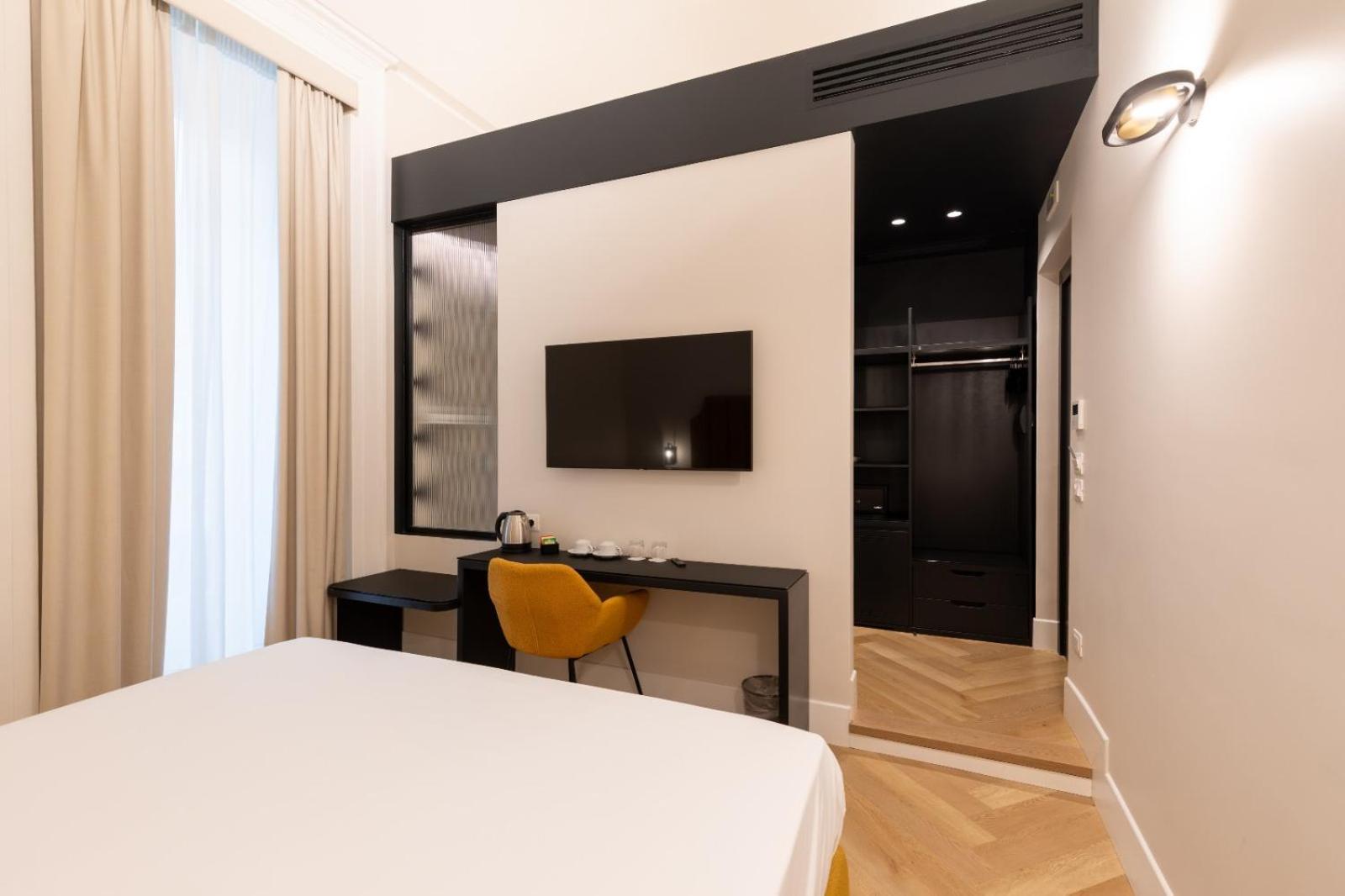 Relais Ammira Hotel เนเปิลส์ ภายนอก รูปภาพ